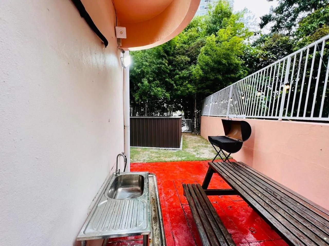 Holiday Villa By Stayco- Swimming Pool - Karaoke - Bbq - Event Space - 2 Mins Drive To Beach - Center Of Tourist Location Tanjung Bungah  0*, Tanjung Bungah (Penang) Malaysia